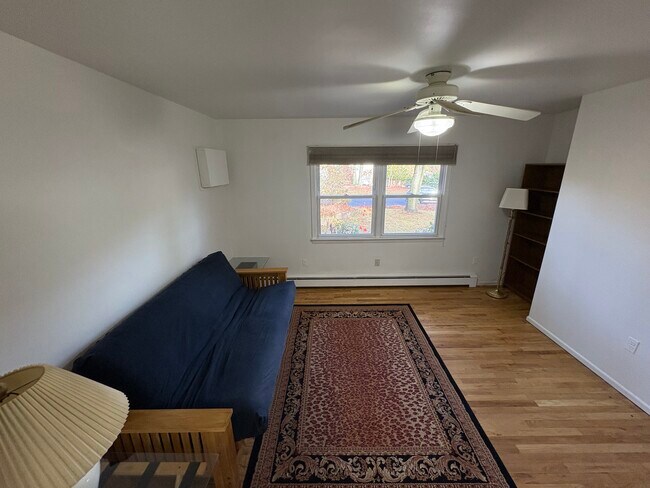 23 Pilgrim Dr unit 1, Port Jefferson, NY 11777 - photo 2