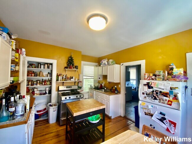 44 Delle Ave unit 2, Roxbury Crossing, MA 02120 - photo 3