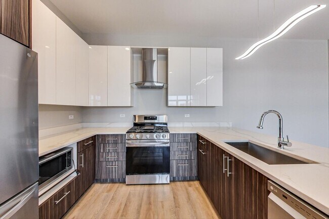 8025 Skokie Blvd, Skokie, IL 60077 - photo 5