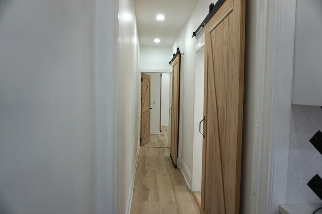 1550 Warren St unit 1550, Allentown, PA 18102 - photo 5