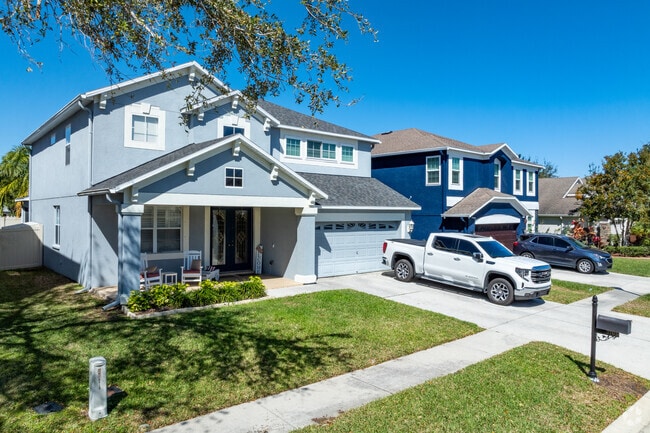 Ballantrae offers a variety of sizes and styles from townhomes to large, 5-bedroom homes.