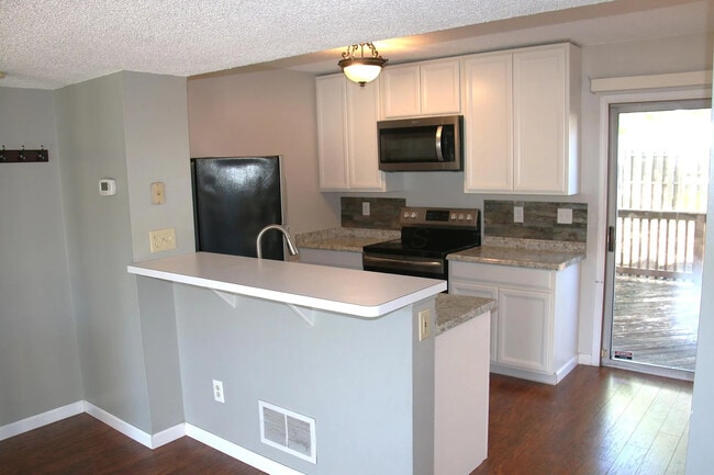 4885 Stoneybrook Blvd, Hilliard, OH 43026 - photo 6