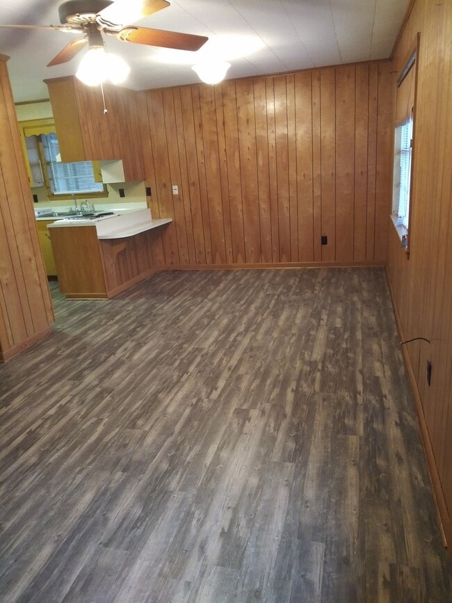 Living room/dining room