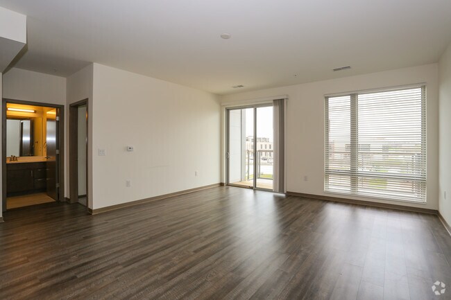 Forge and Flare, Oak Creek, WI 53154 - photo 7