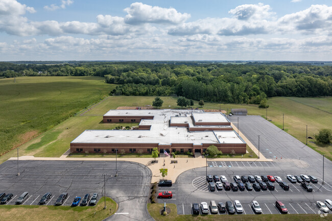 Benton Elementary School challenges students to excel.