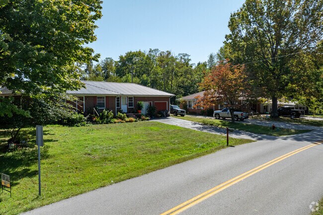 Yelvington features many ranch style houses.