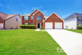 9493 Creekside Rd, Jonesboro, GA 30236