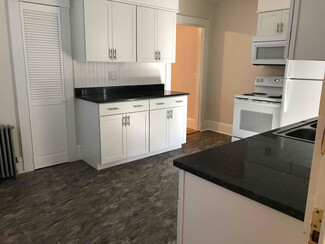 38 Pearl St Unit 38-C Pearl St, Bangor, ME 04401