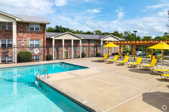 Columbia Crossing, Columbia, MO 65202 - photo 3