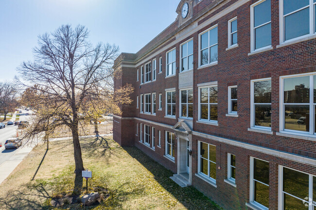 Bloomer Elementary School provides a safe and enriching environment in Downtown Council Bluffs.