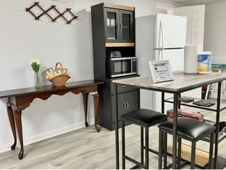 2227 Woodbriar Dr, Buford, GA 30518