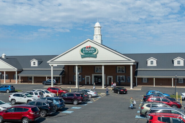 Uniontown residents are just minutes from Hartville Kitchen's homestyle fare.