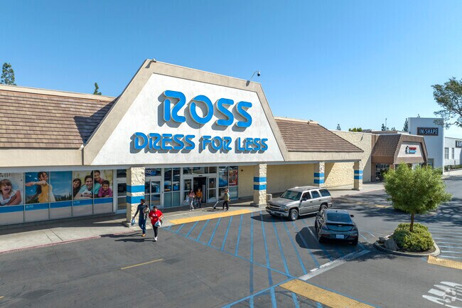 Retail stores at Bakersfield Plaza are within walking distance of condos and homes.