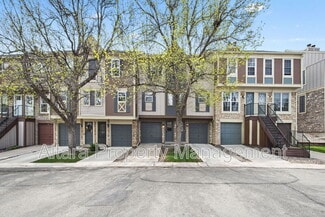 2578 E Nichols Cir, Centennial, CO 80122