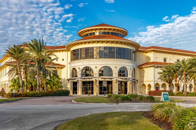 The University of South Florida – Sarasota-Manatee is the largest university in the city.