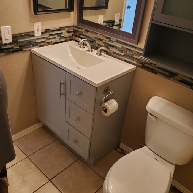 1643 Rue de Valle, San Marcos, CA 92078 - photo 7