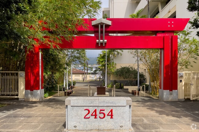 An angular red arch welcomes visitors to the Japanese Cultural Center in McCully-Mō'ili'ili.