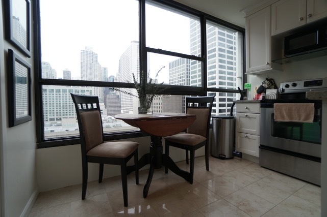 Eat-in kitchen