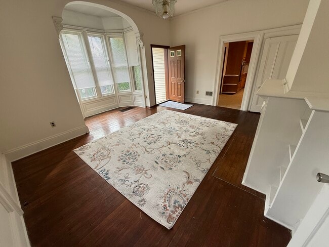 130 Front St unit 1, Dunellen, NJ 08812 - photo 2