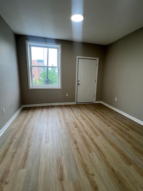 38 Winans St unit 38 W 10, East Orange, NJ 07017 - photo 3