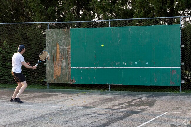 Rotary Park is a nice place to practice tennis for residents of Mill Creek.