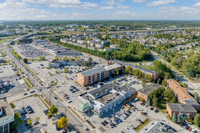 Woodmere residents have easy access to everyday amenities.