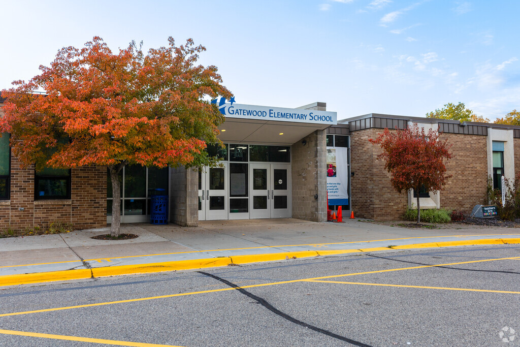 Gatewood Elementary School teaches Minnetonka students in grades PK-6.
