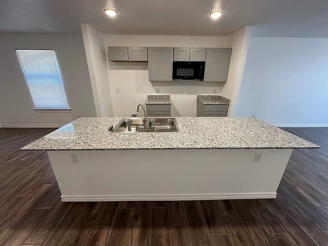 3504 S, Odessa, TX 79765 - photo 5