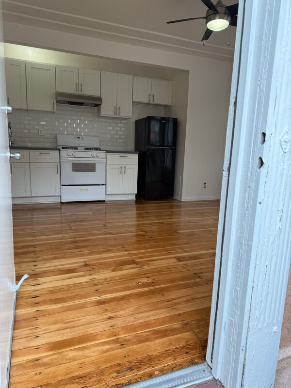 1781 Orchid Ave unit 112, Los Angeles, CA 90028 - photo 3