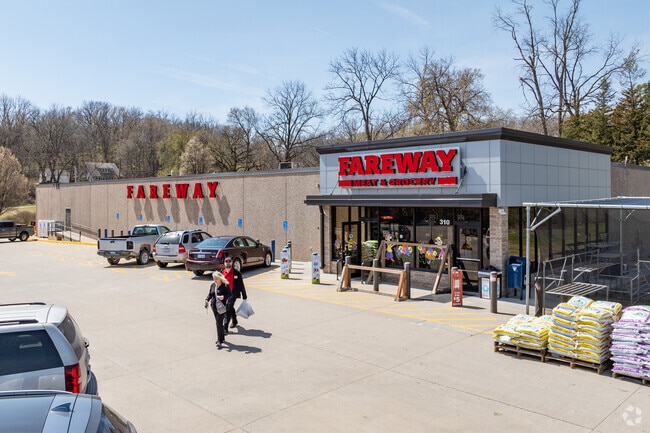 McKenzie Avenue residents find aisles stocked with care and quality products at Fareway.