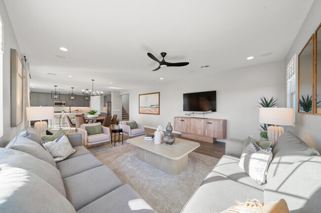 3520 N 103rd Ave, Avondale, AZ 85392 - photo 5