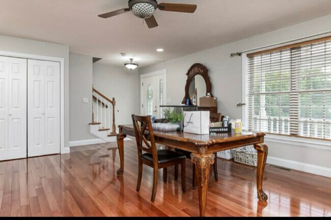 160 S Elm St unit A B, Manchester, NH 03103 - photo 5