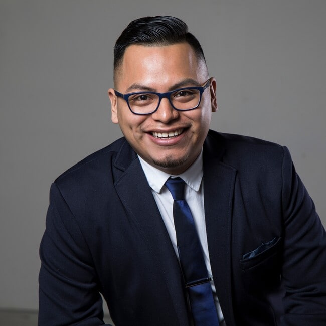 Agent Photo