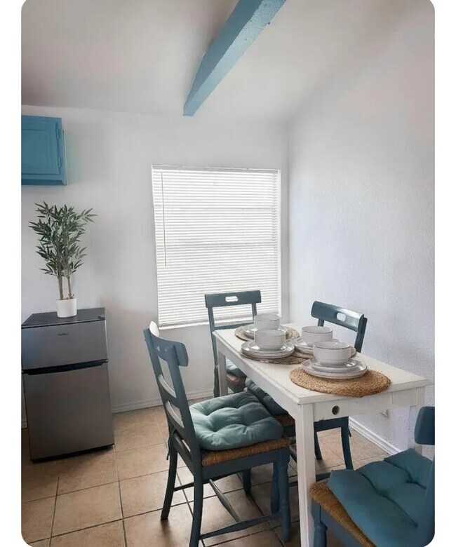 109 E Venus Ln unit 2, South Padre Island, TX 78597 - photo 2