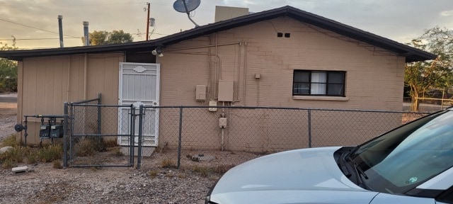 5802 E 24th St, Tucson, AZ 85711 - photo 3