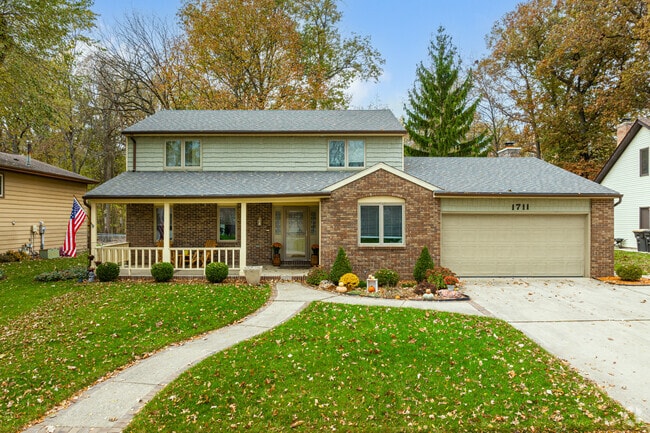 Larger families will find many home options in Fort Wayne's Loften Woods.