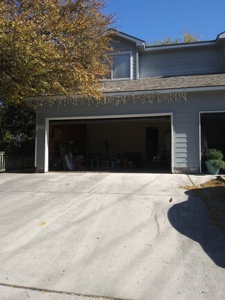 855 Sagewood Trail, San Marcos, TX 78666