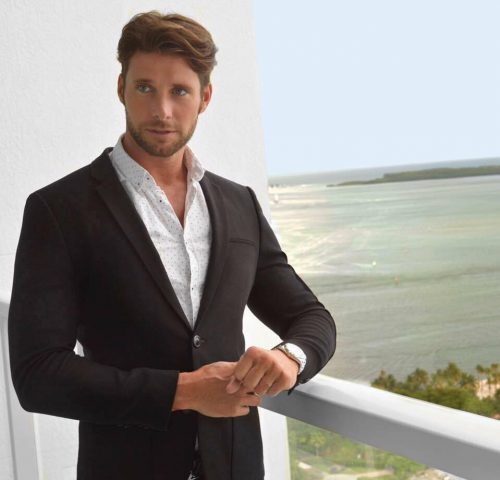 Agent Photo