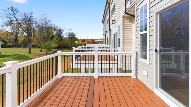 209 Monteith Dr, Winchester, VA 22601 - photo 2