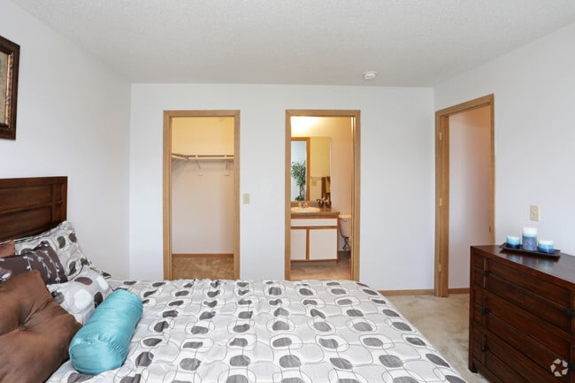 Park West, Omaha, NE 68164 - photo 7