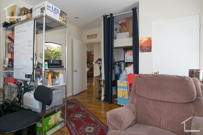 216 Arlington St unit 2, Watertown Town, MA 02472 - photo 4