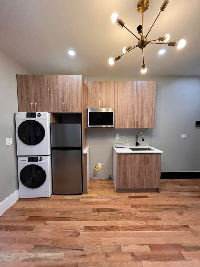 21 Reed St unit 9, Jersey City, NJ 07304 - photo 2