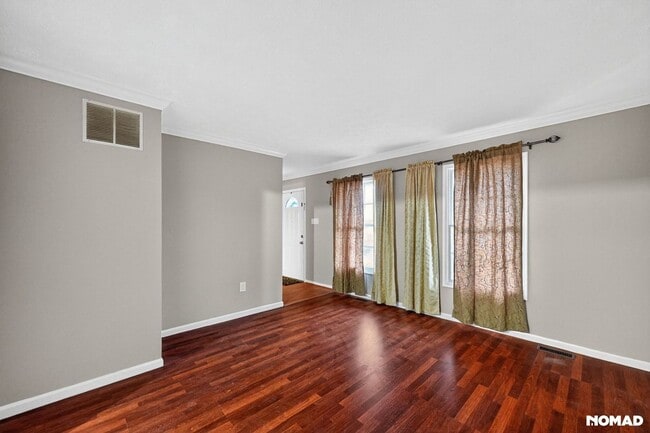 8204 Coneflower Way, Gaithersburg, MD 20877 - photo 7