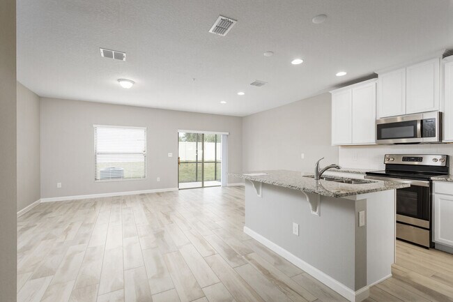 14799 Outfitter St, Orlando, FL 32824 - photo 4