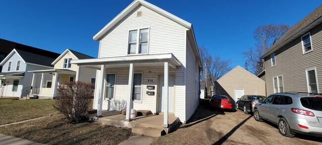 614 Water St unit 614 1.5, Eau Claire, WI 54703 - photo 3