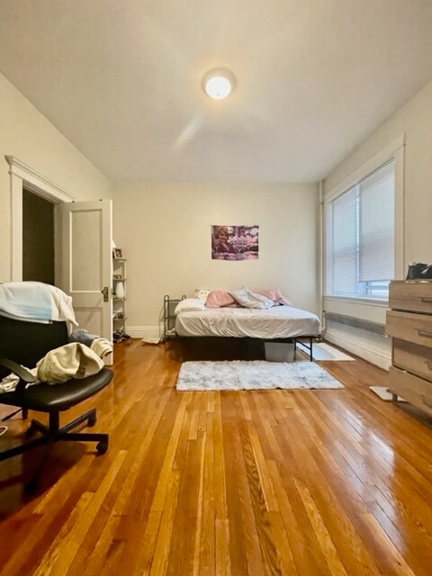 21 Euston St unit 3, Brookline, MA 02446 - photo 2