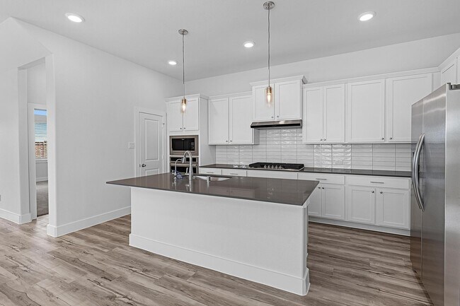 417 Canvasback Way unit 37841876, Waller, TX 77484 - photo 6