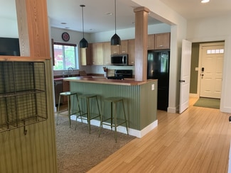 806 N 15th Ave, Bozeman, MT 59715