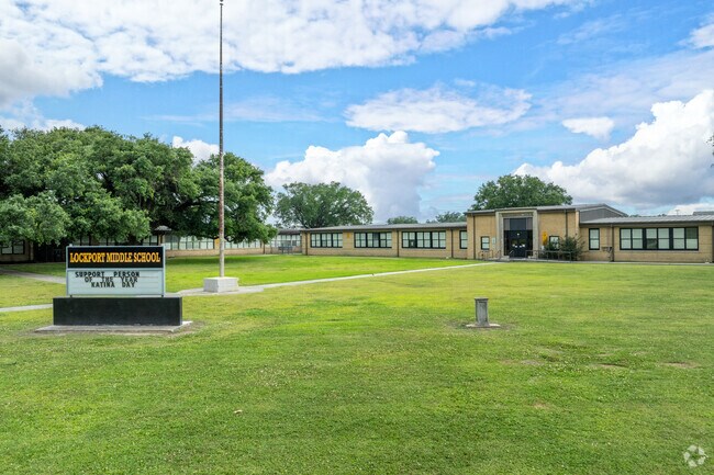 Lockport Upper Elementary School prepares students for middle school.