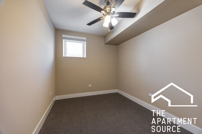 3138 S Indiana Ave unit 206, Chicago, IL 60616 - photo 6